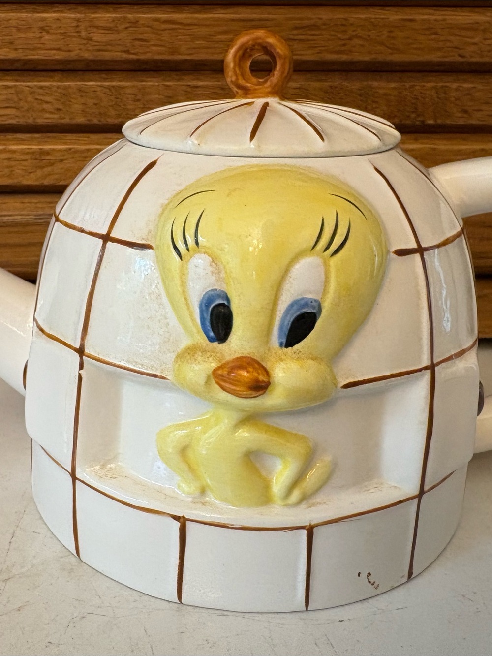 Vintage 1997 Tweety Bird Teapot by Giftco – Ceramic Gloss Finish, Looney Tunes